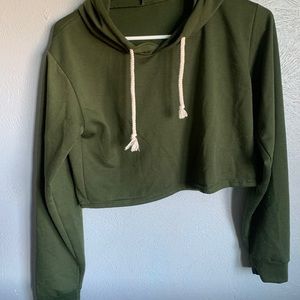 Green cropped hoodie